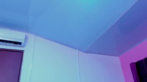 Rihanna hotx online show from 09.28.25