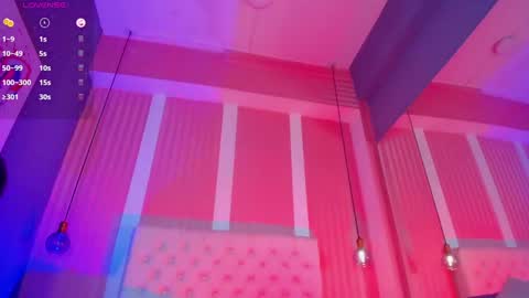 Snapshot of rihanna_rose chatting on 12.11.24 Riha  online show from 12.11.24