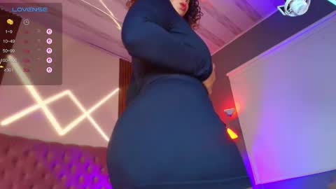 Snapshot of rihanna_rose chatting on 10.03.25 Riha  online show from 10.03.25