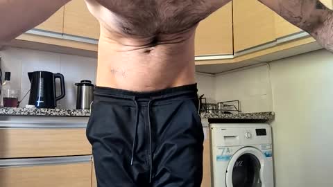 riia362963 online show from 09.17.25