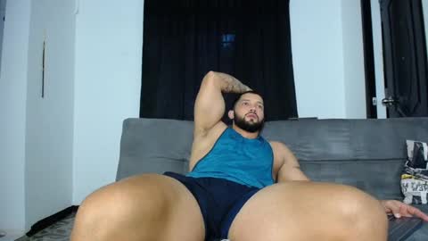 Riley Bryant19 online show from 10.25.25