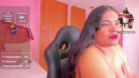 Snapshot of riley_dolly chatting on 06.27.26 riley_dolly online show from 06.27.26