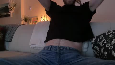 Snapshot of rileyman13xx chatting on 12.21.24 rileyman13xx online show from 12.21.24