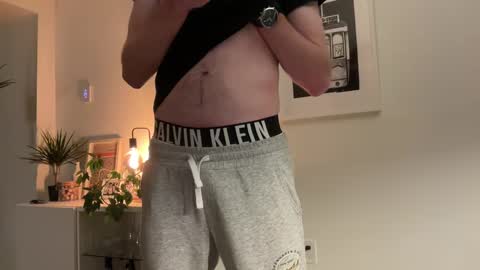 Snapshot of rileyman13xx chatting on 01.20.25 rileyman13xx online show from 01.20.25