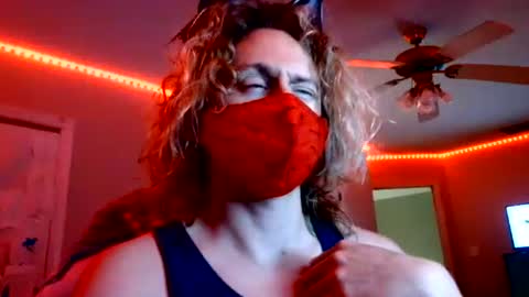 Snapshot of rimmyblondeass chatting on 06.12.26 TheRealCatNoir online show from 06.12.26