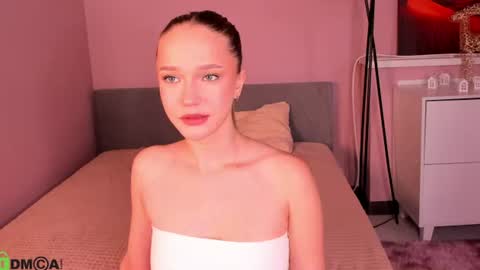 Snapshot of rina_balle chatting on 06.28.26 Rina online show from 06.28.26
