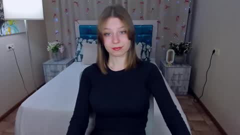 Snapshot of rinacake chatting on 12.05.25 rinacake online show from 12.05.25