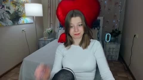 Snapshot of rinacake chatting on 02.18.26 rinacake online show from 02.18.26