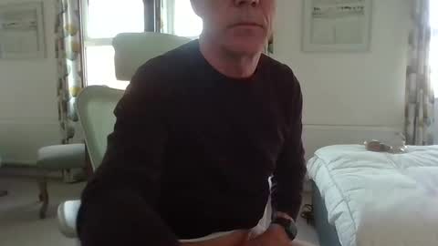 Snapshot of ringomar chatting on 11.14.25 Rob online show from 11.14.25