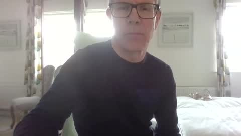 Snapshot of ringomar chatting on 11.22.25 Rob online show from 11.22.25