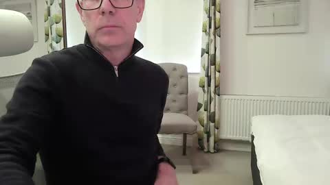 Snapshot of ringomar chatting on 02.25.26 Rob online show from 02.25.26