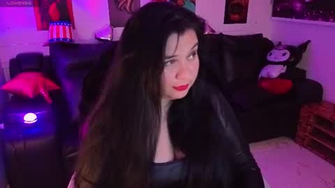 Snapshot of rini_bunny chatting on 07.22.26 rini online show from 07.22.26