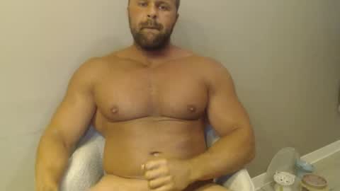 Snapshot of rippedandraw chatting on 09.28.25 rippedandraw online show from 09.28.25