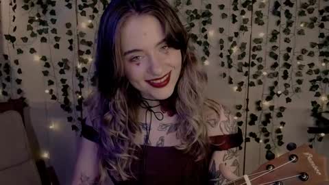 Snapshot of risha_laass chatting on 02.14.25 risha_laass online show from 02.14.25