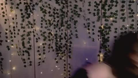 Snapshot of risha_laass chatting on 12.19.25 risha_laass online show from 12.19.25