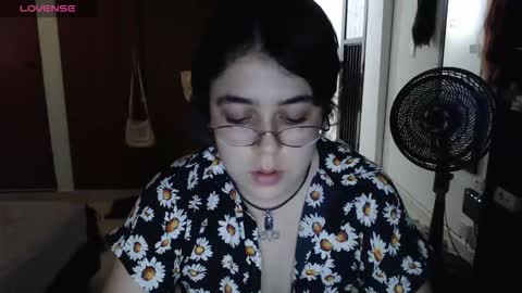 PeachSalinger online show from 09.13.25