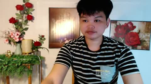 Snapshot of rnl_cum chatting on 07.18.26 RICH MY GOAL online show from 07.18.26