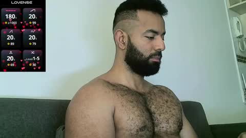 SebasRoa online show from 01.17.25