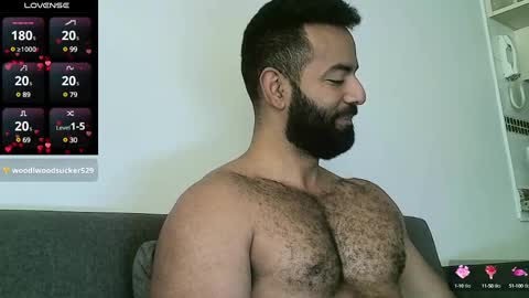 SebasRoa online show from 02.05.25