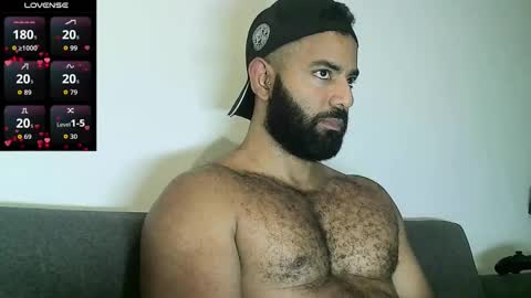 SebasRoa online show from 02.12.26