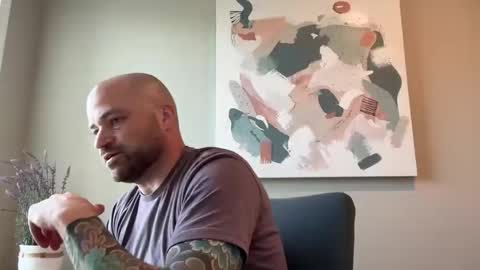 Snapshot of roadking1122 chatting on 04.01.26 roadking1122 online show from 04.01.26