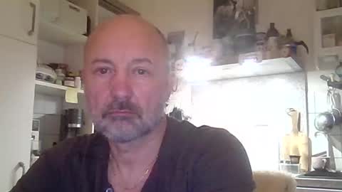 Snapshot of roadrunnerger chatting on 01.04.25 roadrunnerger online show from 01.04.25