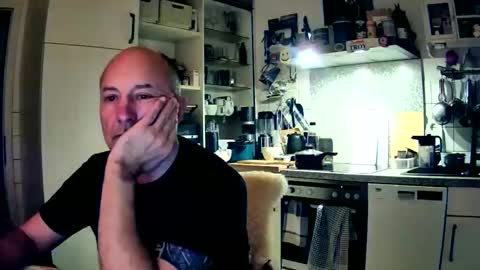 Snapshot of roadrunnerger chatting on 11.01.25 roadrunnerger online show from 11.01.25