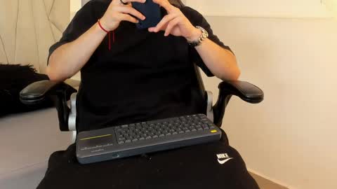 Roan Birkin online show from 04.24.26