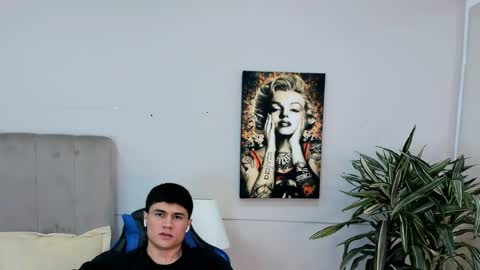 Roan Birkin online show from 05.04.26