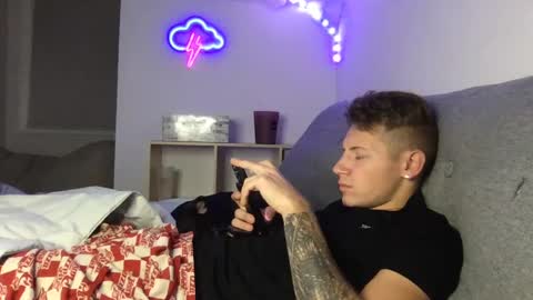 RoastingCorn online show from 01.05.25