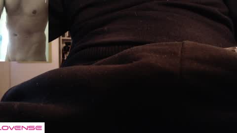 Snapshot of robby66_56 chatting on 12.15.24 robby66_56 online show from 12.15.24