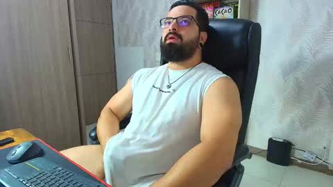 Snapshot of robby_k chatting on 11.30.25 Robby online show from 11.30.25