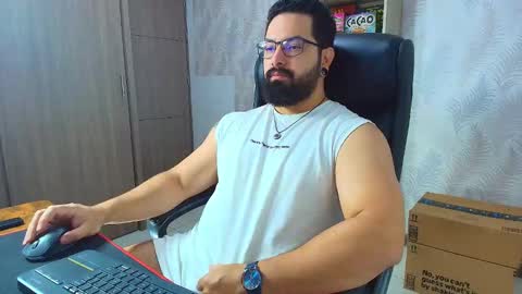 Snapshot of robby_k chatting on 12.04.25 Robby online show from 12.04.25