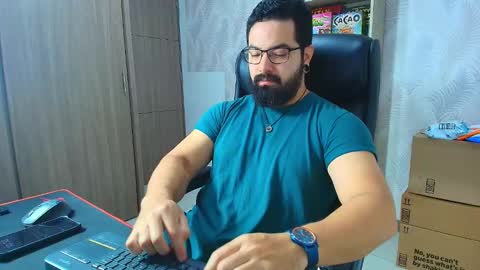 Snapshot of robby_k chatting on 12.15.25 Robby online show from 12.15.25