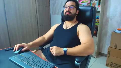 Snapshot of robby_k chatting on 12.18.25 Robby online show from 12.18.25