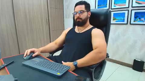 Snapshot of robby_k chatting on 01.10.26 Robby online show from 01.10.26