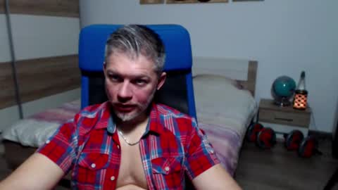 Snapshot of robbyshawz chatting on 02.03.26 robbyshawz online show from 02.03.26