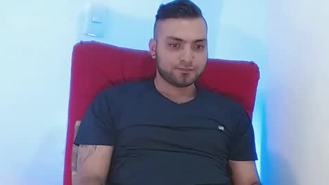 Snapshot of robert_leroy chatting on 12.29.24 Stiven - online show from 12.29.24