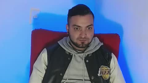 Snapshot of robert_leroy chatting on 02.14.25 Stiven - online show from 02.14.25