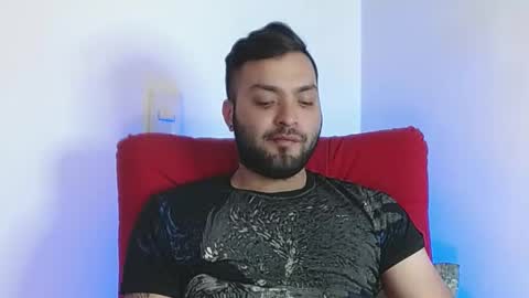 Snapshot of robert_leroy chatting on 02.24.25 Stiven - online show from 02.24.25