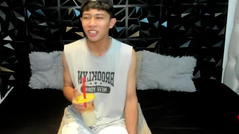 robert_massivexxx online show from 04.24.26