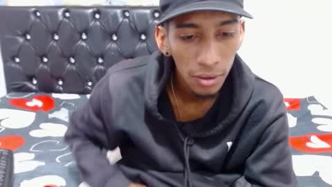 Snapshot of roberthycami2123 chatting on 01.07.26 roberthycami2123 online show from 01.07.26