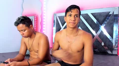 Robert Miller And Mael Thompson  online show from 12.07.24