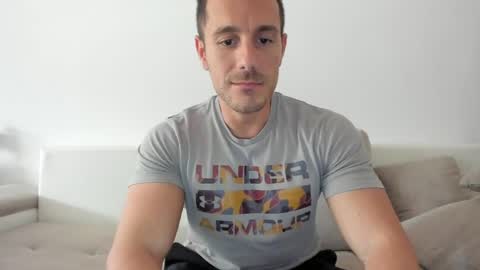 Snapshot of roberto4ever chatting on 05.12.26 roberto4ever online show from 05.12.26
