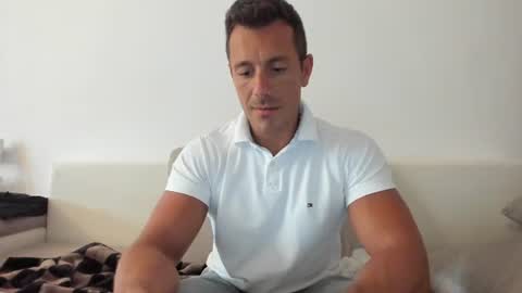 Snapshot of roberto4ever chatting on 07.05.26 roberto4ever online show from 07.05.26