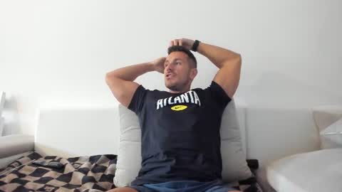 Snapshot of roberto4ever chatting on 07.27.26 roberto4ever online show from 07.27.26
