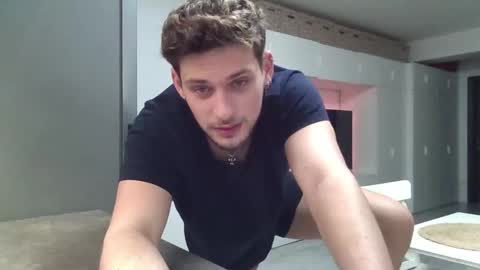 Roberto online show from 02.04.25