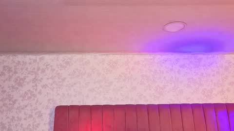 robin D online show from 09.15.25