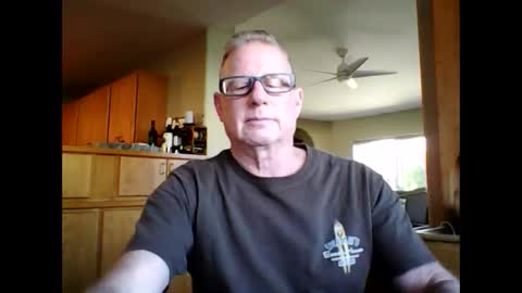 Snapshot of robo0000 chatting on 05.01.26 robo0000 online show from 05.01.26