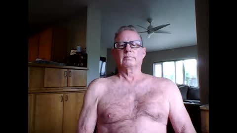 Snapshot of robo0000 chatting on 05.16.26 robo0000 online show from 05.16.26